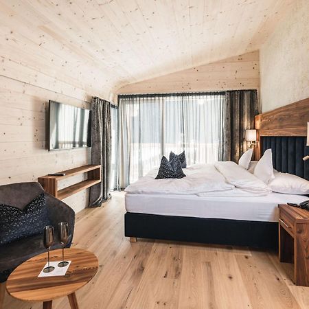 Hotel Portillo Dolomites 1966' 塞尔瓦迪加尔代纳山谷 客房 照片