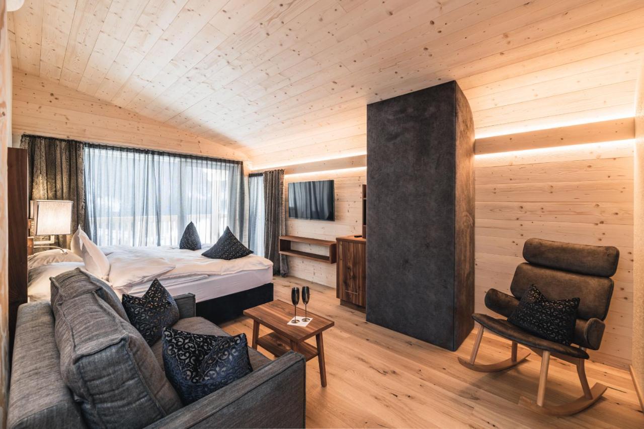 Hotel Portillo Dolomites 1966' 塞尔瓦迪加尔代纳山谷 外观 照片